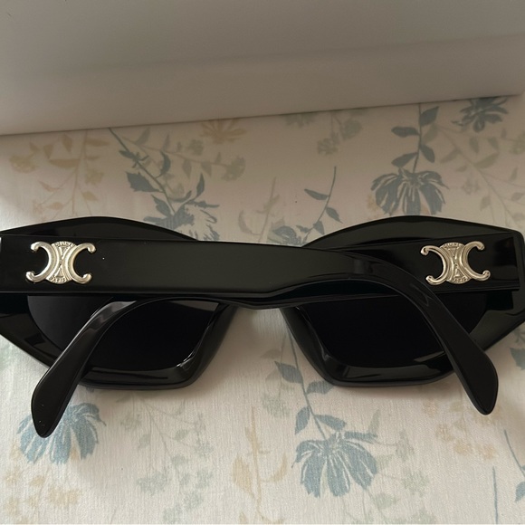 Celine Triomphe 08 sunglasses in Acetate - Picture 2 of 5
